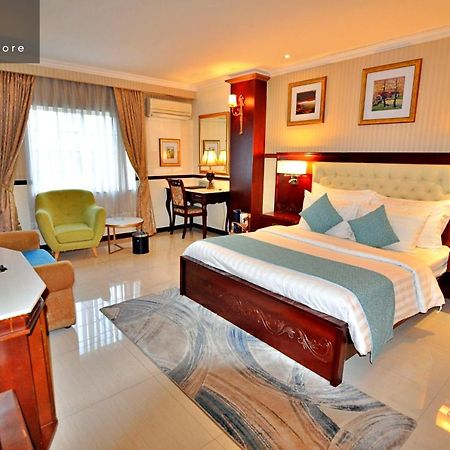 Hanz 821 Sunflower Hotel & Spa Ho Chi Minh-staden Exteriör bild